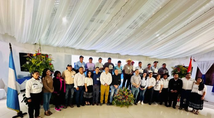 entrega electrificacion san pedro carcha